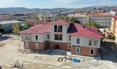 MİLLET KONAĞI TAMAMLANIYOR