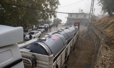 Mersin Büyükşehir Üreticinin Yanında: 5 Kooperatife ‘Süt Soğutma Tankı’ Verildi
