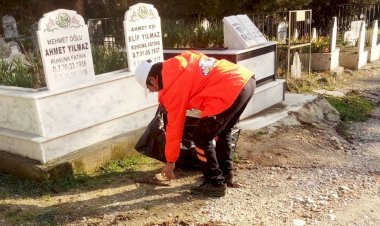 Kırsal Mahalle Mezarlıklarına, Büyükşehir Tarafından Kilitli Parke Taş Döşeniyor