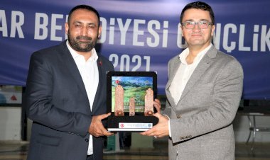 Toroslar Belediyesi'nin Gençlik Kampı Coşkuyla Sona Erdi