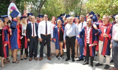 Mersin Mesleki Eğitim Merkezi İlk Lise Diplomalarını Verdi