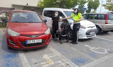 Engelliler  İçin Ayrılan  Alana  Park  Eden  Sürücülere Ceza  Yağdı