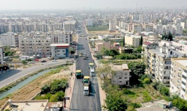 Çiftçiler Caddesi'nde Yol Düzenleme  Çalışmaları Devam  Ediyor