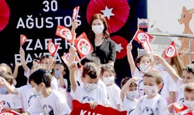 Mersin Büyükşehir’in Kreşlerinde 30 Ağustos Coşkusu