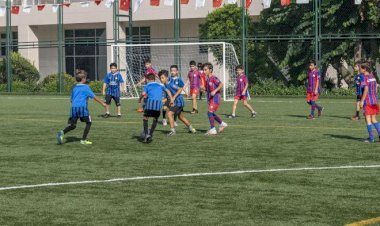 Büyükşehir, ‘30 Ağustos Minikler Zafer Kupası’ Turnuvası Düzenledi