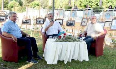 Tarsus Belediyesi’nin Düzenlediği Festivalde Barış Rüzgârları Esti
