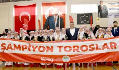 Halk Oyunlarında Şampiyon Yine Toroslar Belediyesi