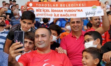 Başkan  Yılmaz, 100 Genci  Maça  Götürdü