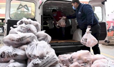 Mersin Büyükşehir, Dar Gelirliye Patates Ve Soğan  Dağıtımına Başladı