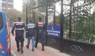 Kablo Hırsızları Suçüstü Yakalandı