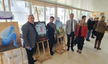 Mersin Büyükşehir'den Tarsus Gençlik Kampı’nda 8 Mart'a Özel Sergi