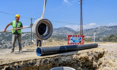 MESKİ, GÖZNE MAHALLESİ 1. ETAP KANALİZASYON HATTI ÇALIŞMALARINA DEVAM EDİYOR