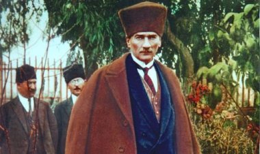 TARSUS’TA ATATÜRK’Ü ÖZLEMLE ANIYORUZ