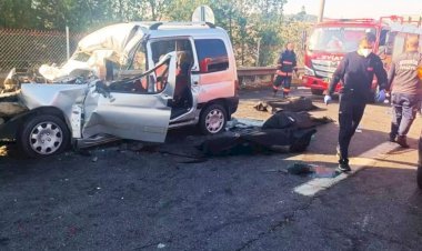 Tarsus'ta trafik kazasında 3 kişi öldü