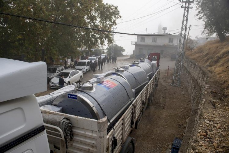 Mersin Büyükşehir Üreticinin Yanında: 5 Kooperatife ‘Süt Soğutma Tankı’ Verildi