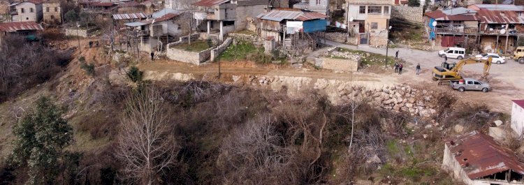 Tarsus Belediyesi Vatandaşların 60 Yıllık Yol Hasretine Son Verdi