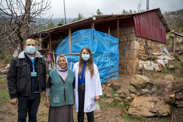 Büyükşehir, 7’den 70’e Herkesin Yardımına Koşuyor