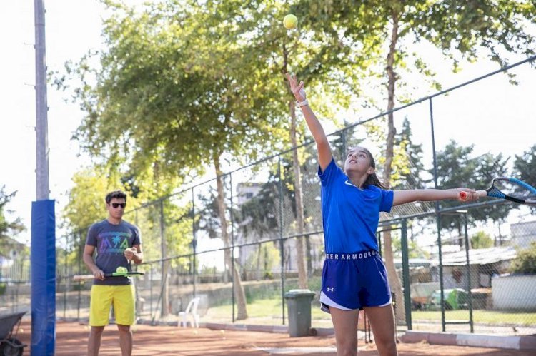 Mersin  Büyükşehir  GSK, Tenis Çalışmalarını  Sürdürüyor