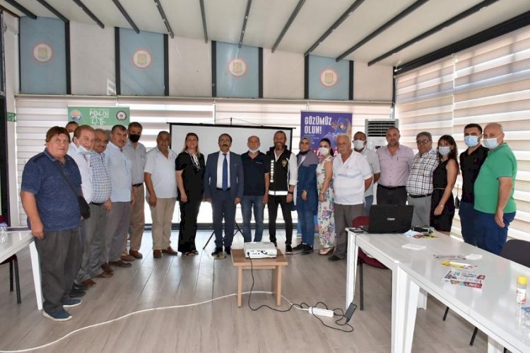 Tarsus Belediyesi Öncülüğünde Muhtarlara Bağımlılıkla Mücadele Eğitimi Verildi